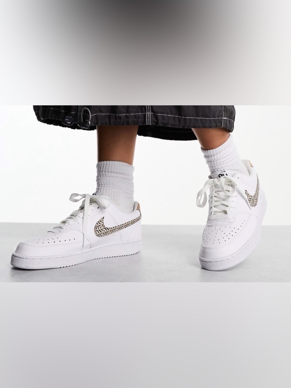 EUC Women's NIKE Court Vision Low Top Sneakers - White/Black/Gold Size 9